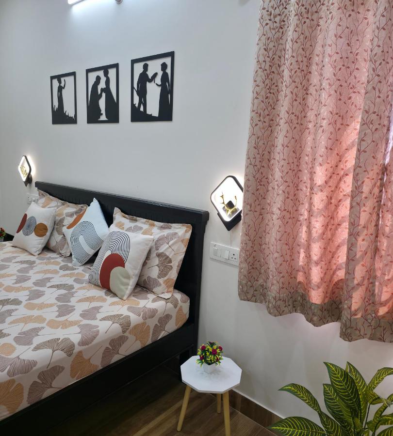 302 Mee homes Madhapur - Ferienwohnung Hyderabad
