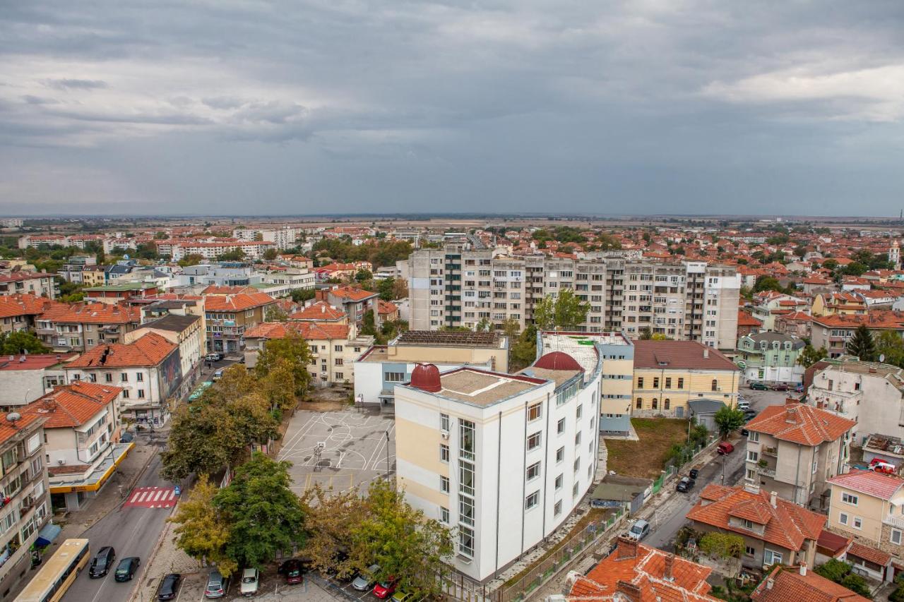 Panorama Top Floor Rooms in Hotel Tundzha - Ferienwohnung