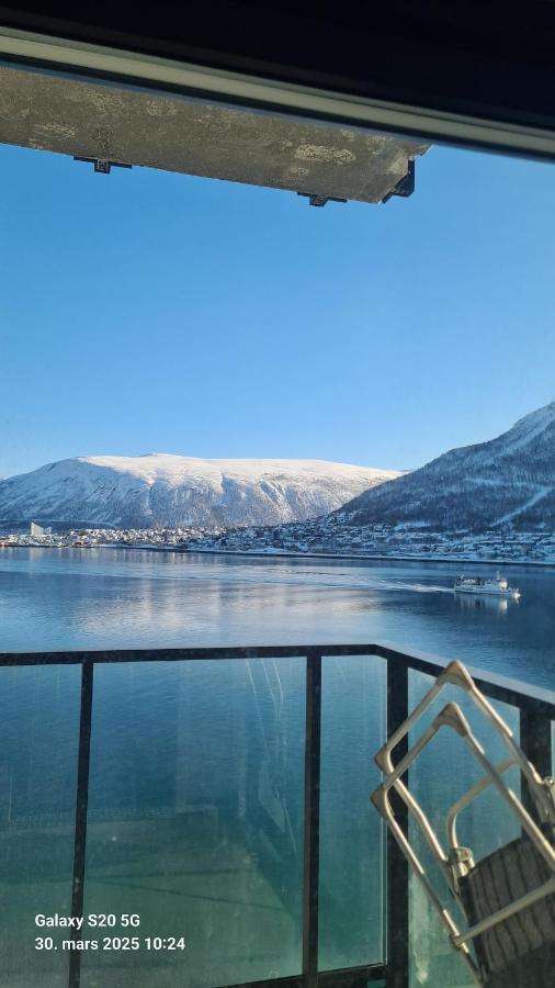 Central modern apartement in city centre of Tromsø - B&B Tromsø