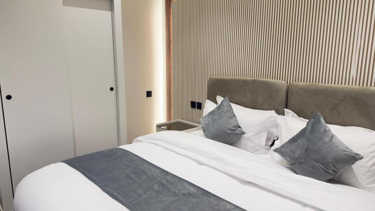 فندق أبو الجوهره نيوم أمالا - B&B Duba