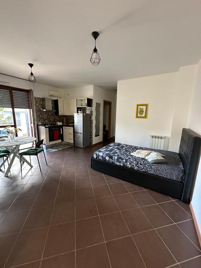 Apartment Tiburtina Elios - Bed and Breakfast Settecamini