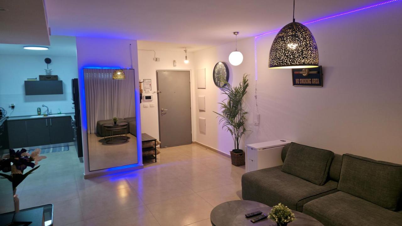 סוויטת בונד רויאל-Bond Royal Suite - B&B Be'er Sheva