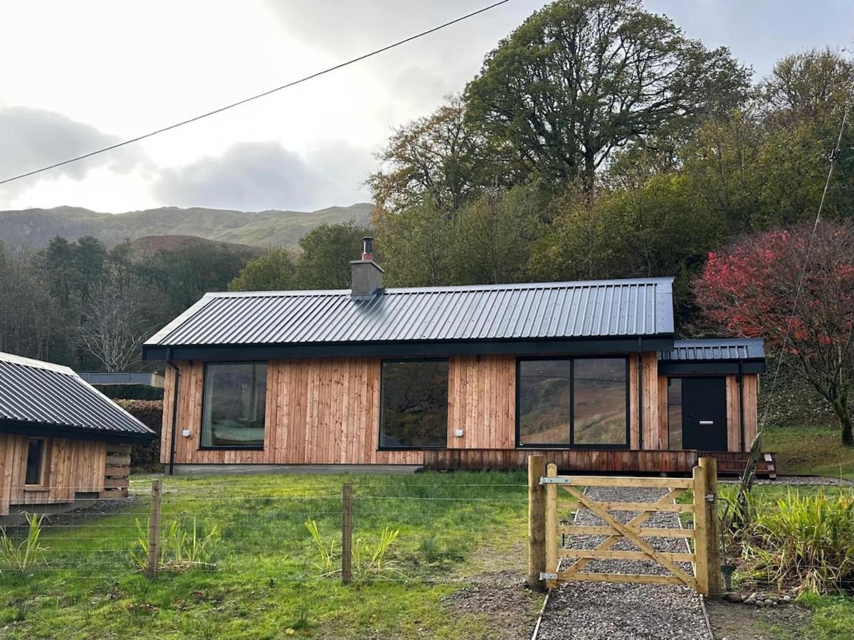 Torran Cottage, Lochside Home near Skye - B&B Letterfearn