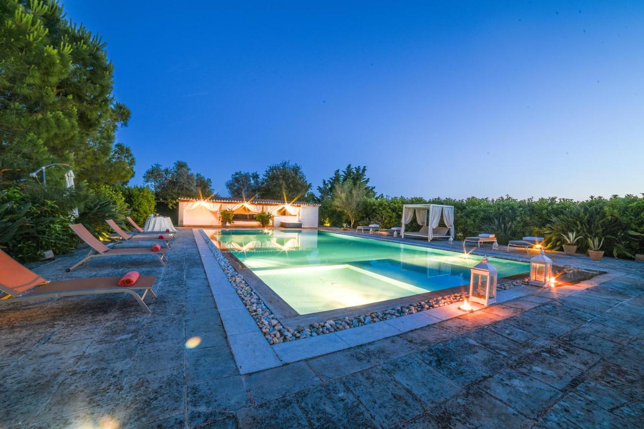 Villa Nina Luxury With Pool - Happy Rentals - B&B Zollino