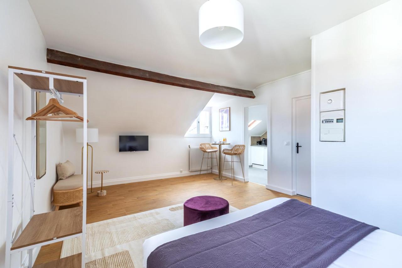 Charming Fully Equipped Studio near Mairie d'Issy - B&B Issy-les-Moulineaux