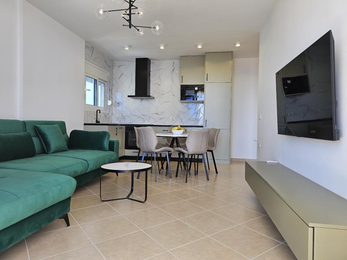 Ionian Apartment Saranda 304 - Chambres d'hôtes Saranda