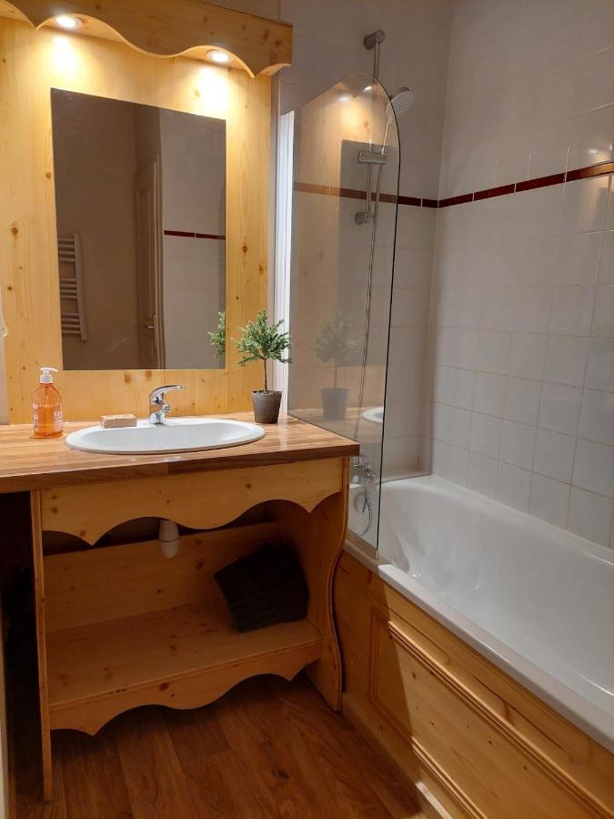 Appartement pieds des pistes 8pers 80m2 - Ferienwohnung Chamrousse