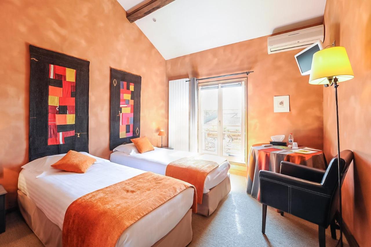 B&B Melle - Logis hotels Les Glycines - Bed and Breakfast Melle
