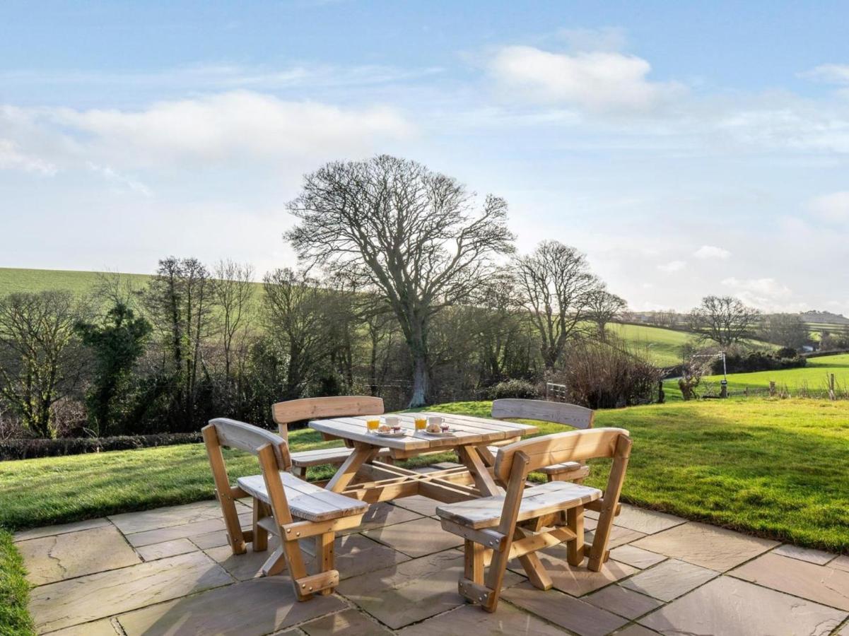 4 Bed in Denbigh oc-62947 - Bed and Breakfast Llannefydd