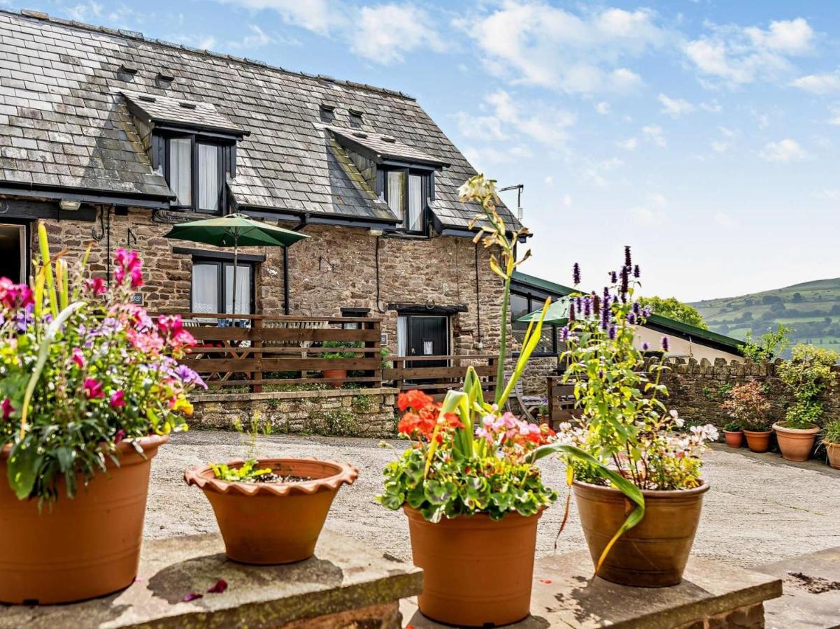 1 Bed in Abergavenny oc-bn113 - Bed and Breakfast Pont Newydd