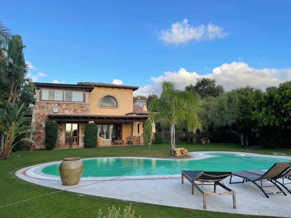 Villa Babsy con piscina privata - B&B San Teodoro