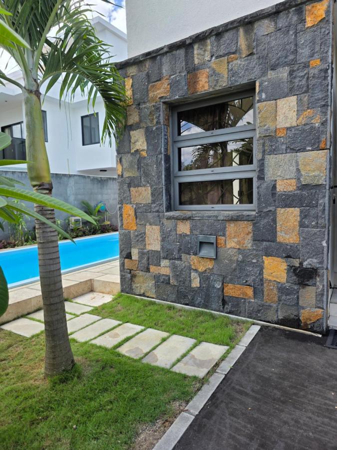 Myki Family Villa - short walk to beach - Bed and Breakfast Grand Baie