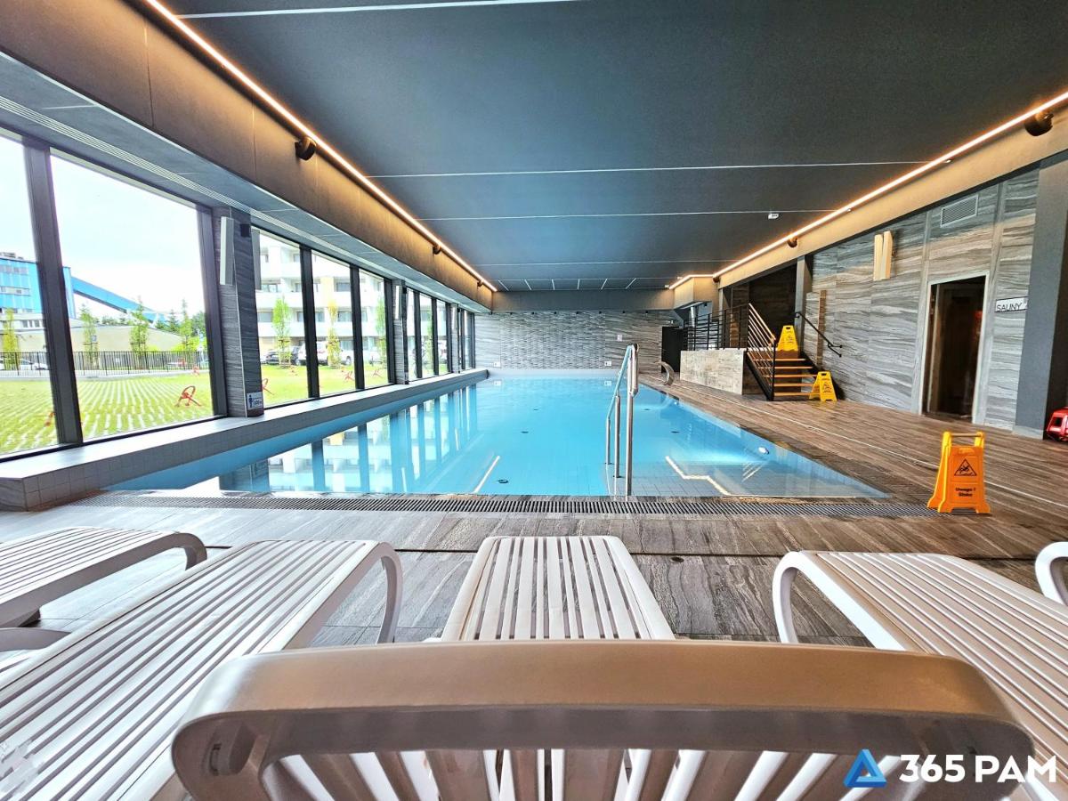 365PAM - Apartament Alabaster - BASEN, SAUNA, JACUZZI, SIŁOWNIA, RESTAURACJA - B&B Kołobrzeg