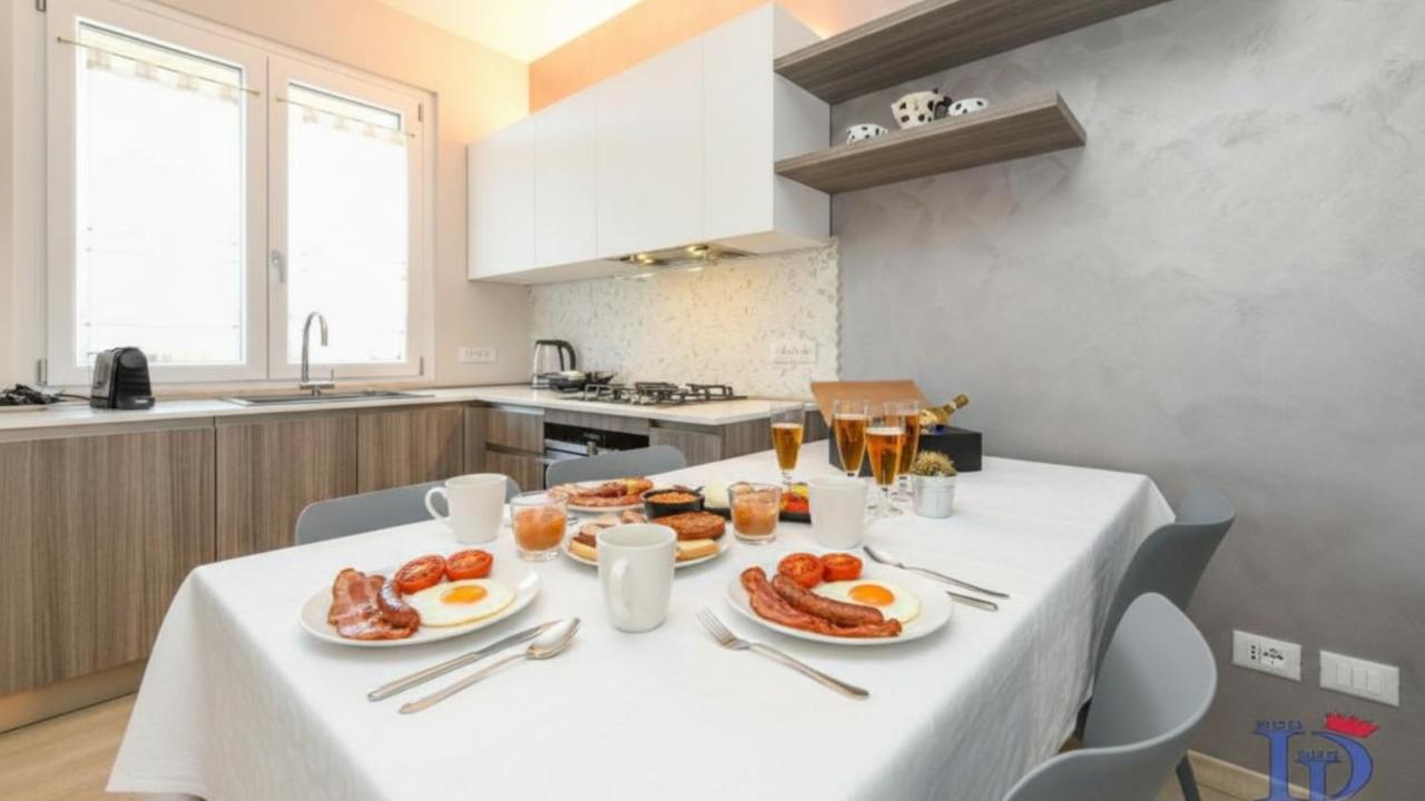H2o Green Residence with 3 pools DesenzanoLoft Official Partner Homes & Villas by Marriott Bonvoy - B&B Desenzano del Garda