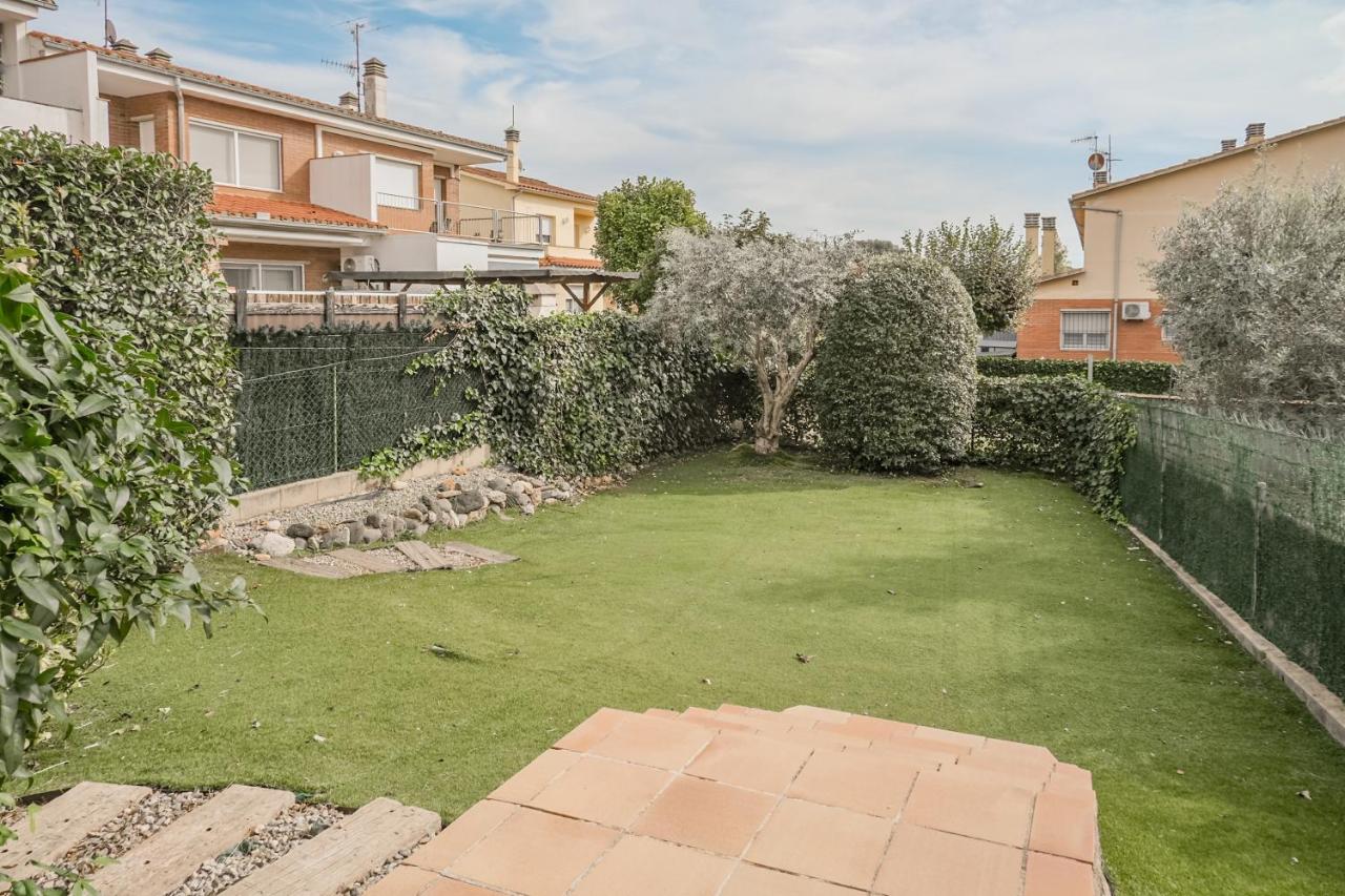 Casa con jardín en Besalú, ideal para familias - Chambres d'hôtes Besalú