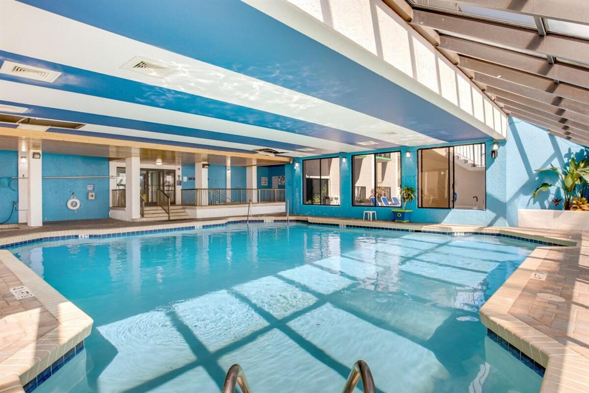 Oceanfront Suite, Seascape Sanctuary at OceanPark! 1104 - Chambres d’hôtes Myrtle Beach