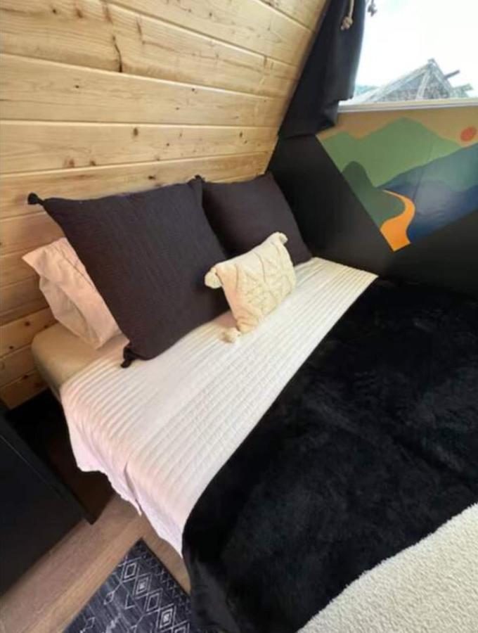 NEW! Unique Modern Glamping Chalet #3 - B&B Orderville