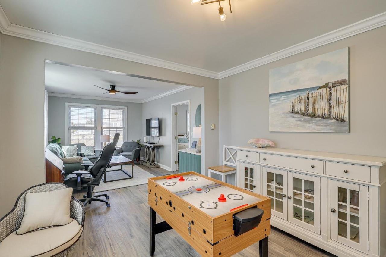 Walk to Broadkill Beach: Sleek Family Home w/ Deck - B&B Milton