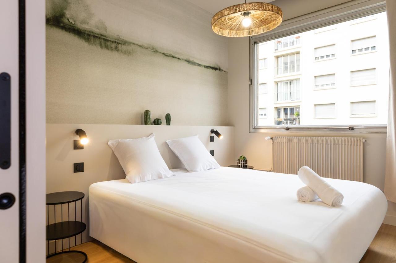 Le Saint Jean - Signature Urbaine élégante - B&B Lione