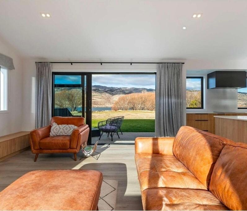 Lake front house with a view - Ferienwohnung Mount Pisa