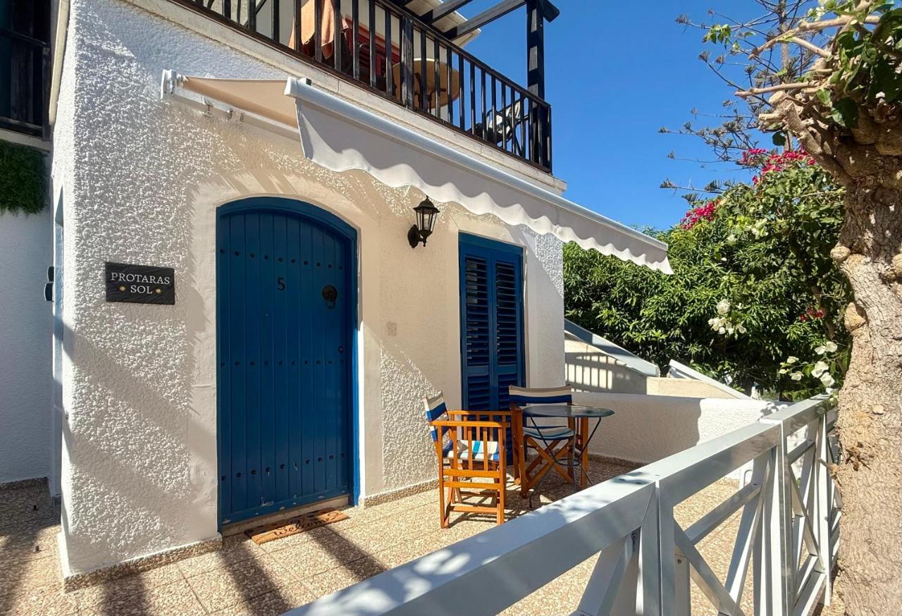 Protaras Sol 2 Bedroom Holiday Let Apartment - B&B Protaras