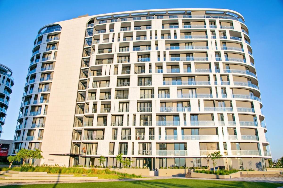 Ad Astra Studio Apartment - Waterfall - B&B Midrand