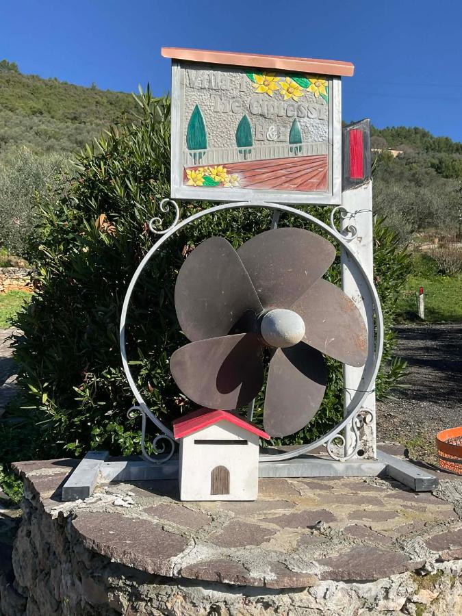 Villa i tre cipressi di Agnano - Chambres d’hôtes Agnano