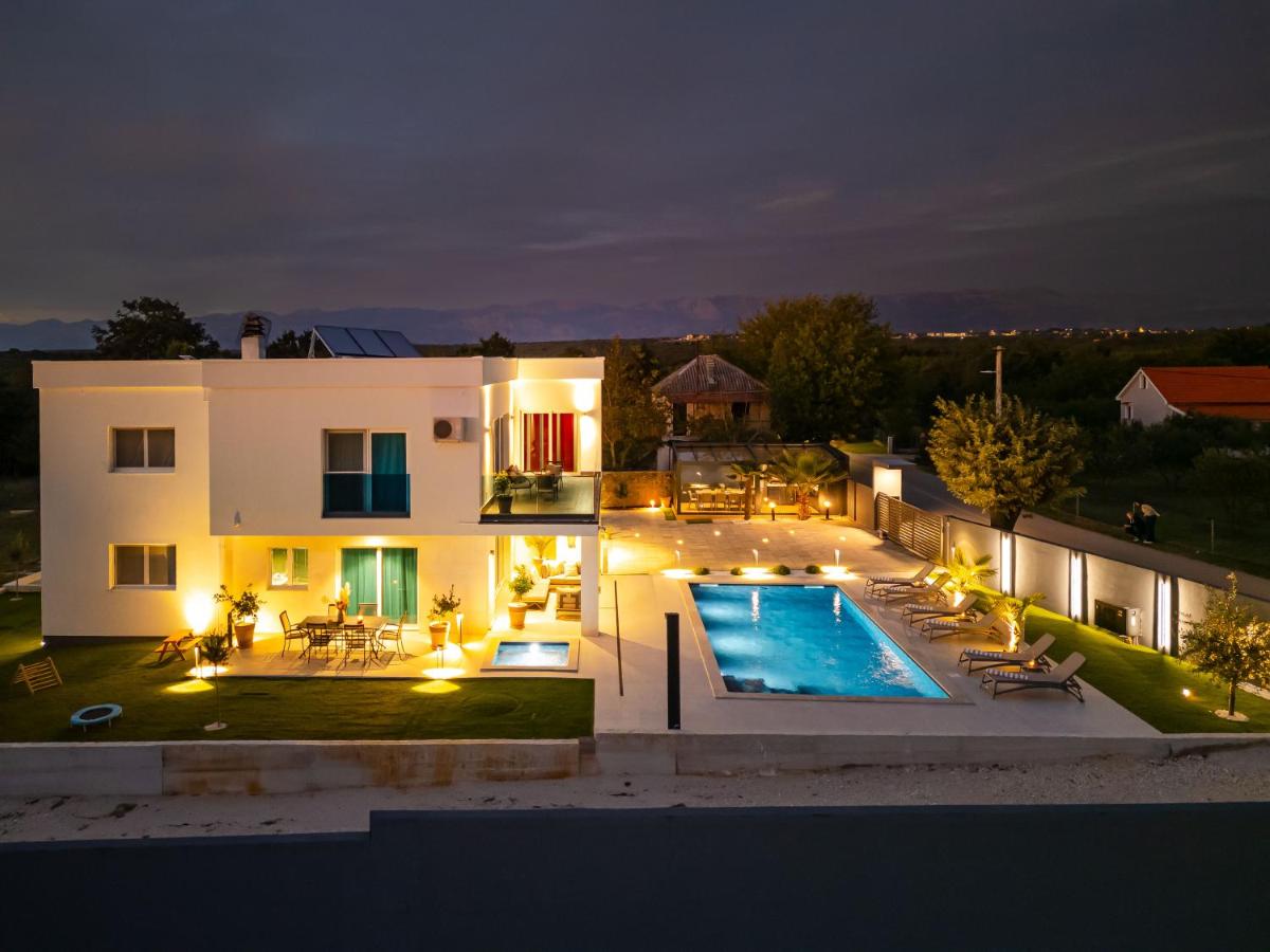 Villa Stay & Play - B&B Poličnik