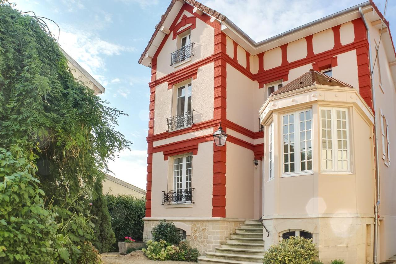 Maison Carteret à 10 mn Lac du Der plages port casino confort et calme jardin bbq - B&B Montier-en-Der