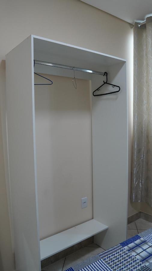07 - Quarto com banheiro compartilhado, próximo a Pampulha - Chambres d'hôtes Belo Horizonte