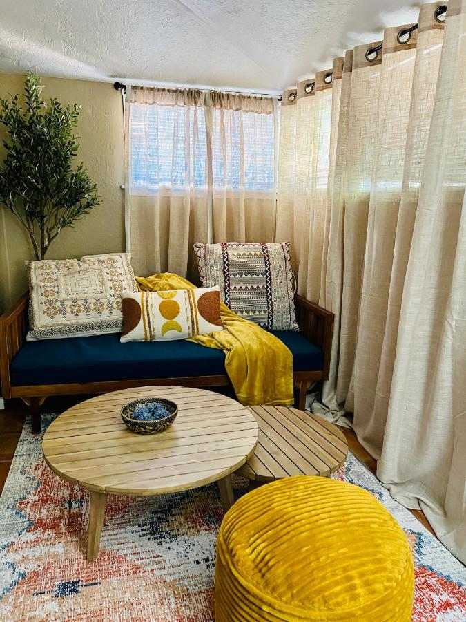 Santa Fe Retreat 2br Walk to Plaza Galleries - Bed and Breakfast Santa Fe
