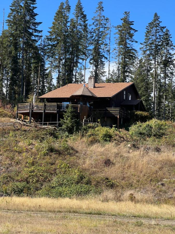 Deluxe Chalet Retreat near U of O Eugene OR Large groups welcome sleeps 16 Pet stay Free - Chambres d'hôtes Junction City