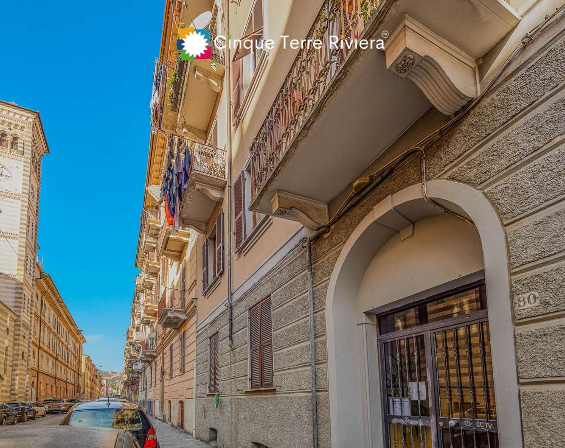 Graffiti House Luxury Apartment - B&B La Spezia