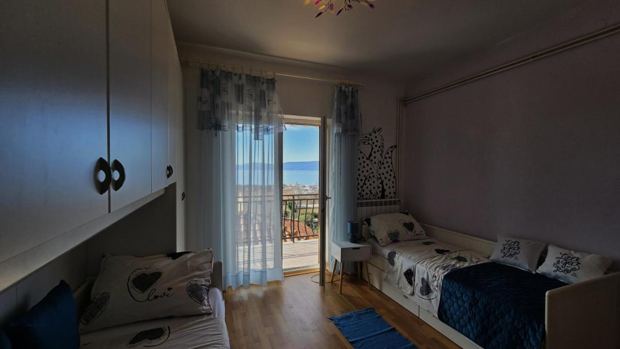 Apartman Santa Lucia Crikvenica- Kostrena by Villas Guide - Chambres d'hôtes Kostrena