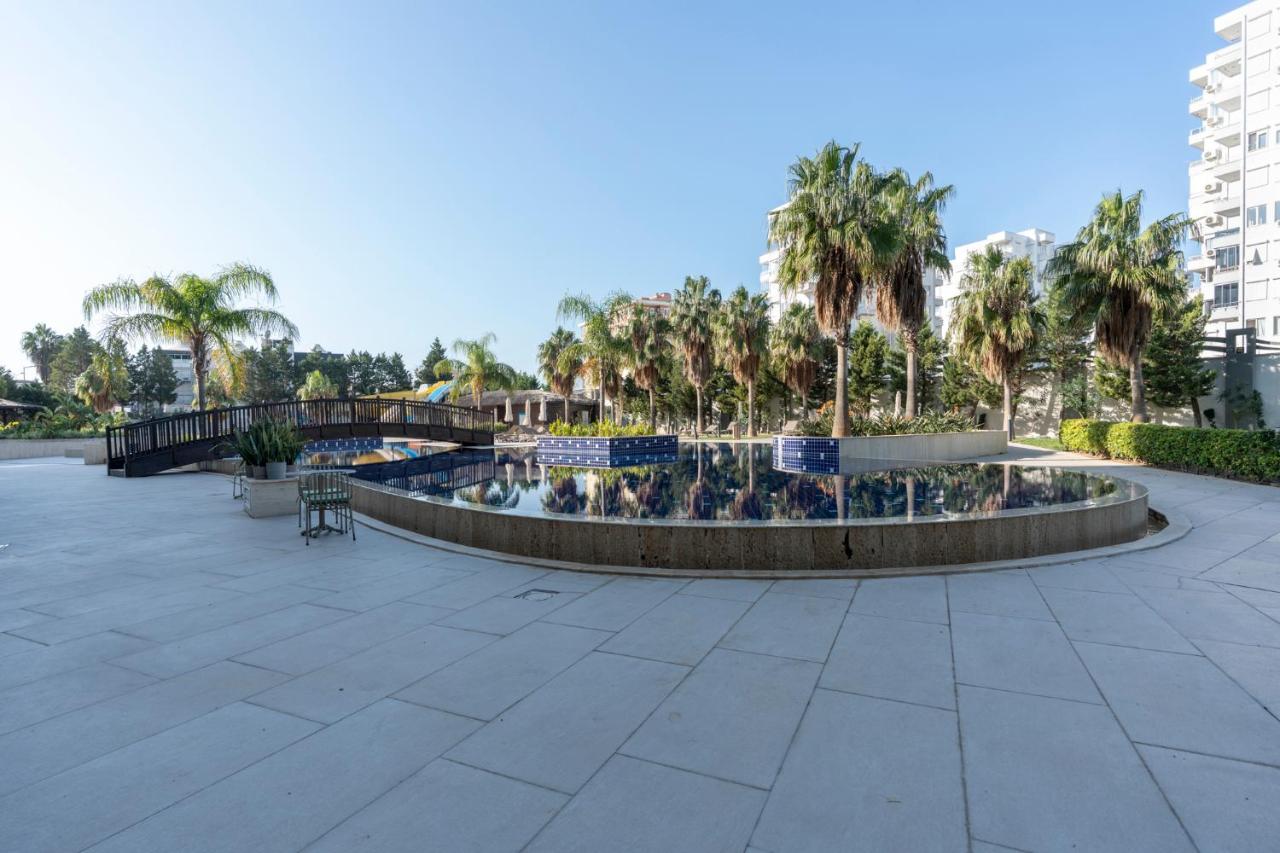 Sirius Town Pool, Beach & Mall Spa & Gym Near - B&B Aksu