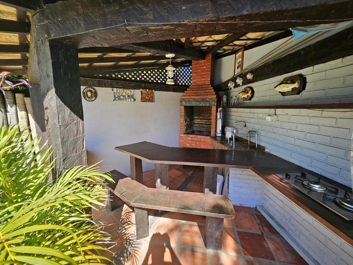 Casa Aconchegante com Piscina, 150m da Praia de Manguinhos - B&B Armação dos Búzios