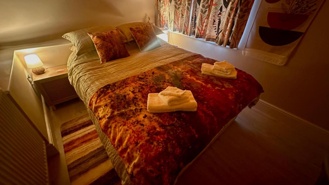 Garden Galley Nook - Bed and Breakfast Sproatley