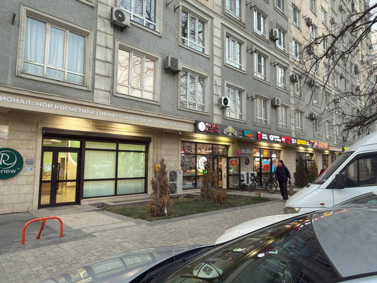 Family comfort apartment with two double bed - B&B Biskek