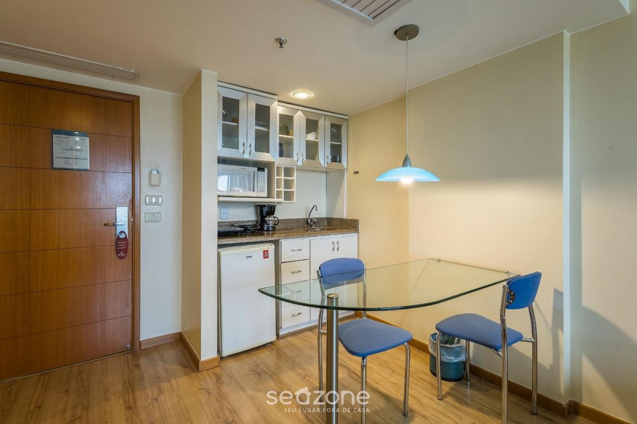 Apto em Cond. c/ Piscina em BSB HBA1905 - B&B Brasília