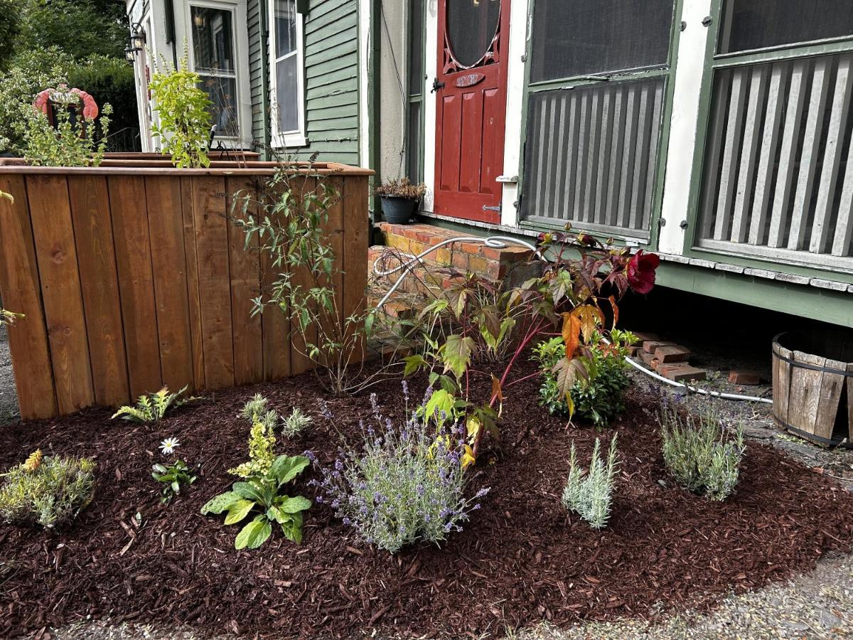 Garrison House Inn - Bed and Breakfast Annapolis Royal