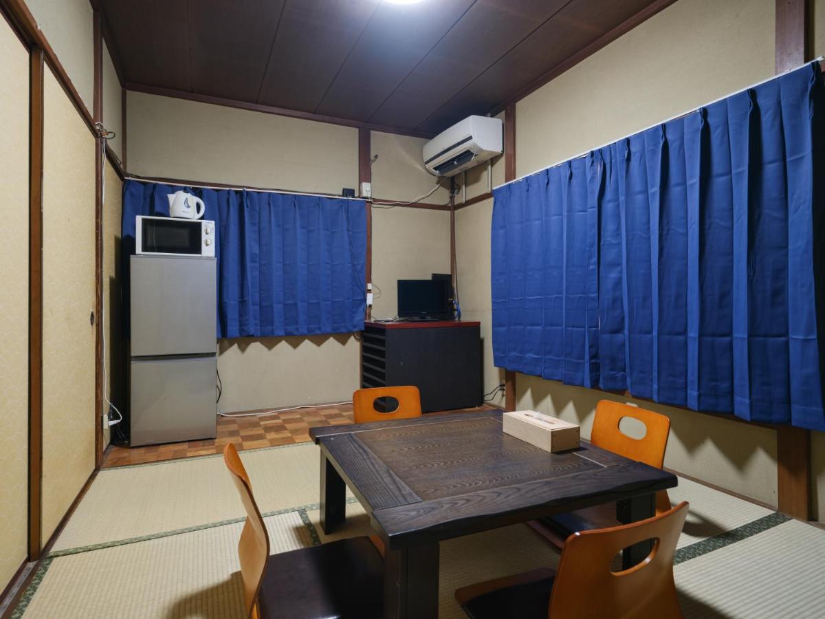 Shinkian Kameido Kinshicho -神亀庵 亀戸 錦糸町- JR亀戸駅徒歩6分 1棟貸切 リノベーション済みの和風宿 無料Wi-Fi - Ferienwohnung Tokio