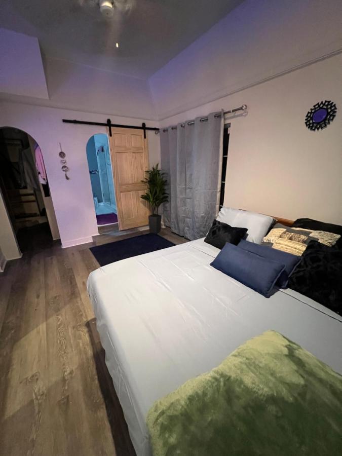 Alaynah's Place - Bed and Breakfast Brunswick