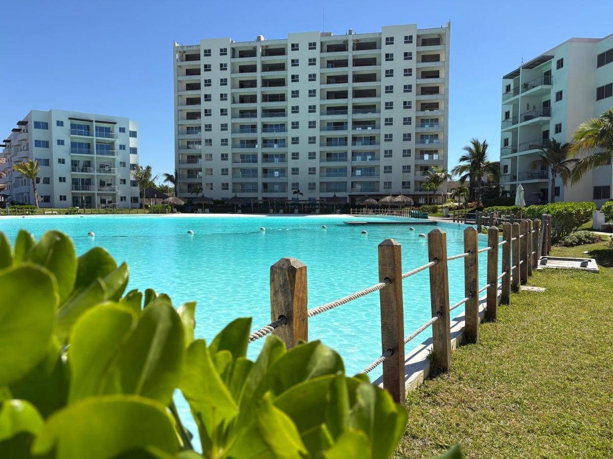 Fantástico Depa en BLUU con Playa Artificial ! - B&B Ciudad Mazatlán