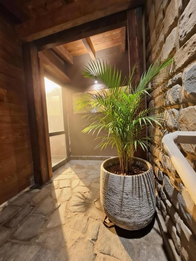 MAŁE ALPY & SPA - Willa z Prywatnym Basenem i Jacuzzi na Wyłączność - Chambres d’hôtes Krynica-Zdrój