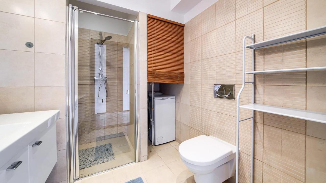 Tarasy Mielno -Studio 12, centrum Mielna, 200 m do plaży, parking - B&B Mielno