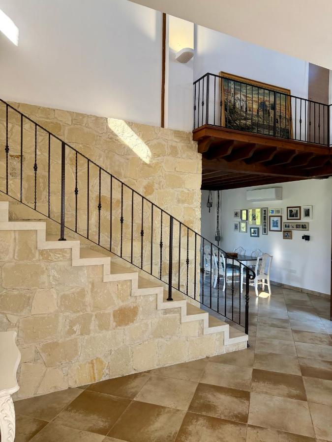 Villa Grand Zeus - Ferienwohnung Anógyra