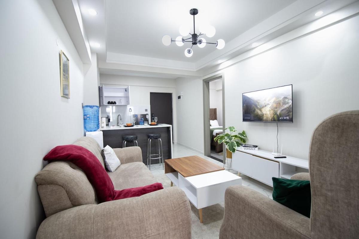 Cozy 2 Bed Kilimani near yaya centre with gym and views - Chambres d'hôtes Nairobi