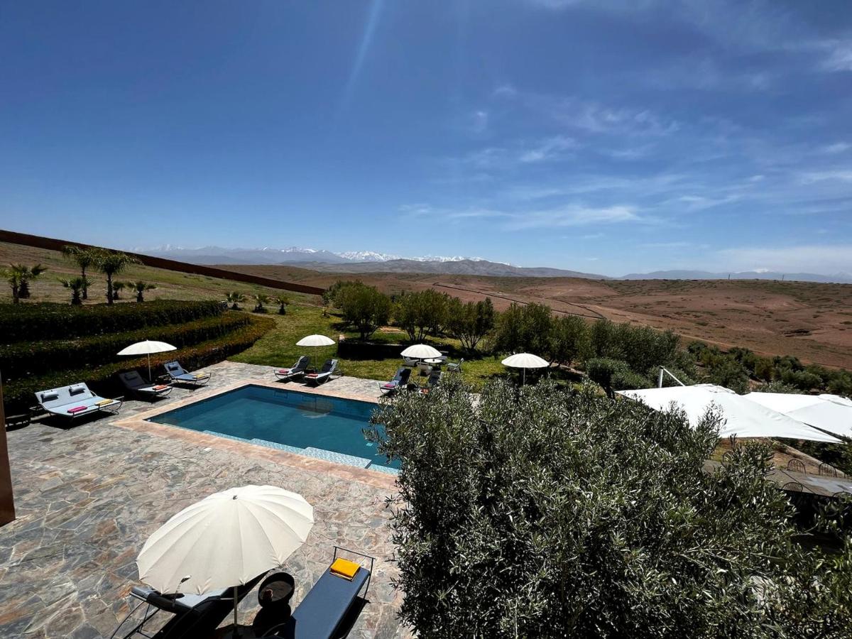Villa contemporaine avec piscine chauffée & vue Atlas - 12 personnes - Chambres d'hôtes Douar Taourda