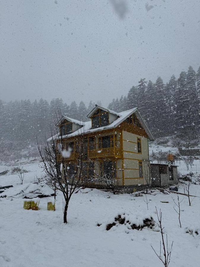 Ruh Musafir Homestay - B&B Shiāna Gaura
