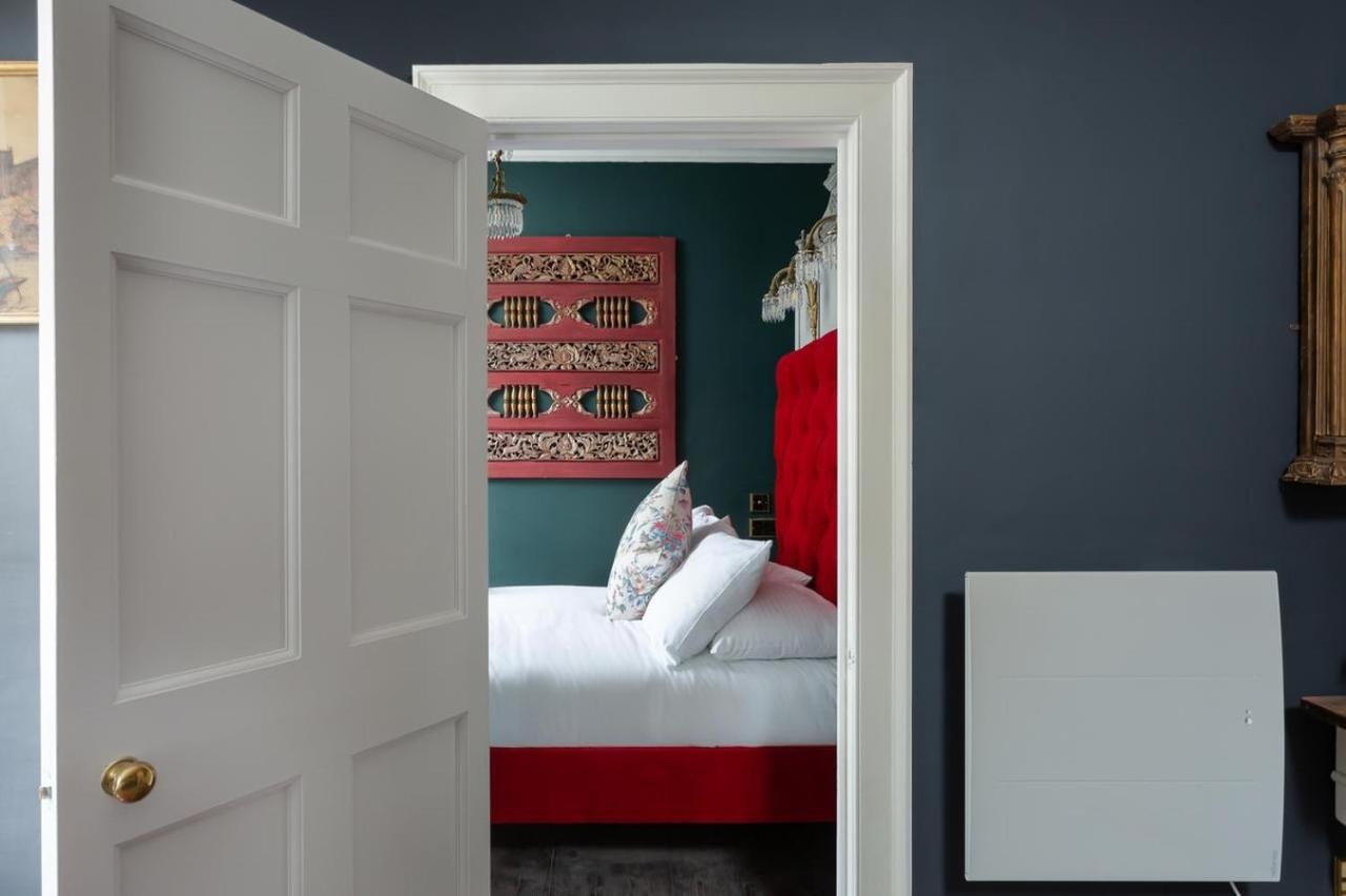 Bennett's Lodgings - Stylish 2BR Georgian Flat - Heart of Bath - Sleep 6 - Chambres d'hôtes Bath